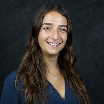 A headshot of Daniella Giannotti